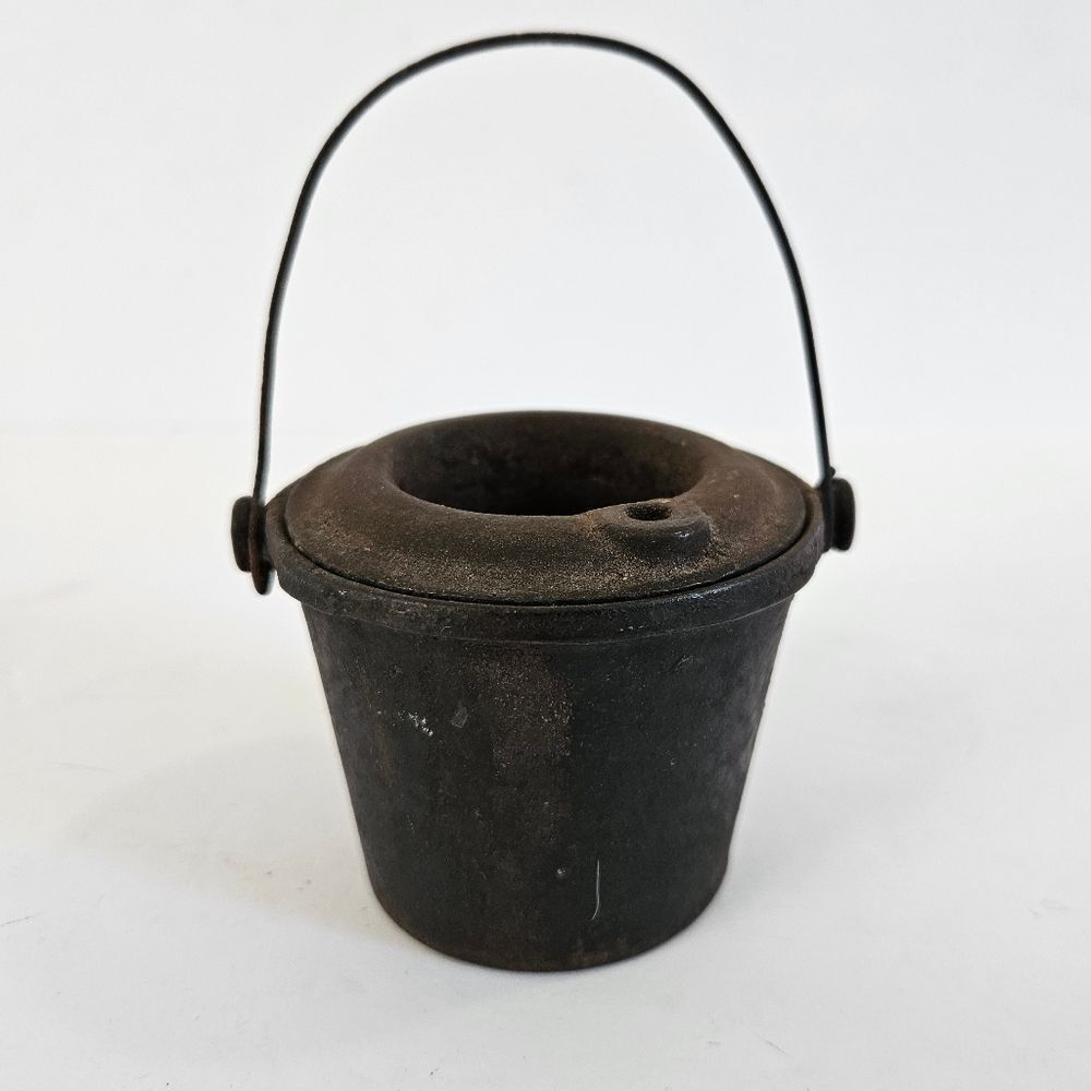 Antique Cast Iron Fanner MFG Double Melting Glue Pot Insert Swastika Bottom Mark